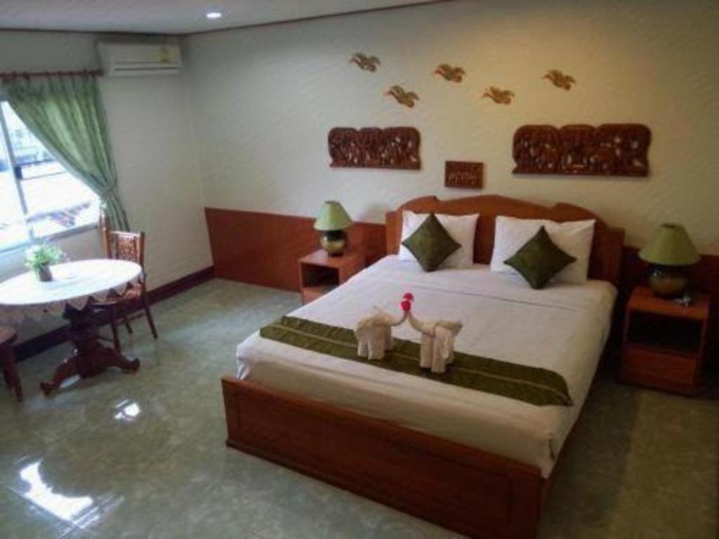 Ngamta Hotel Мэхонгсон Экстерьер фото